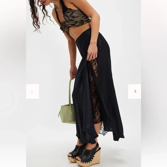 Free People — Make You Mine Half Slip – Size Small — black — NWOT - Picture 3 of 12